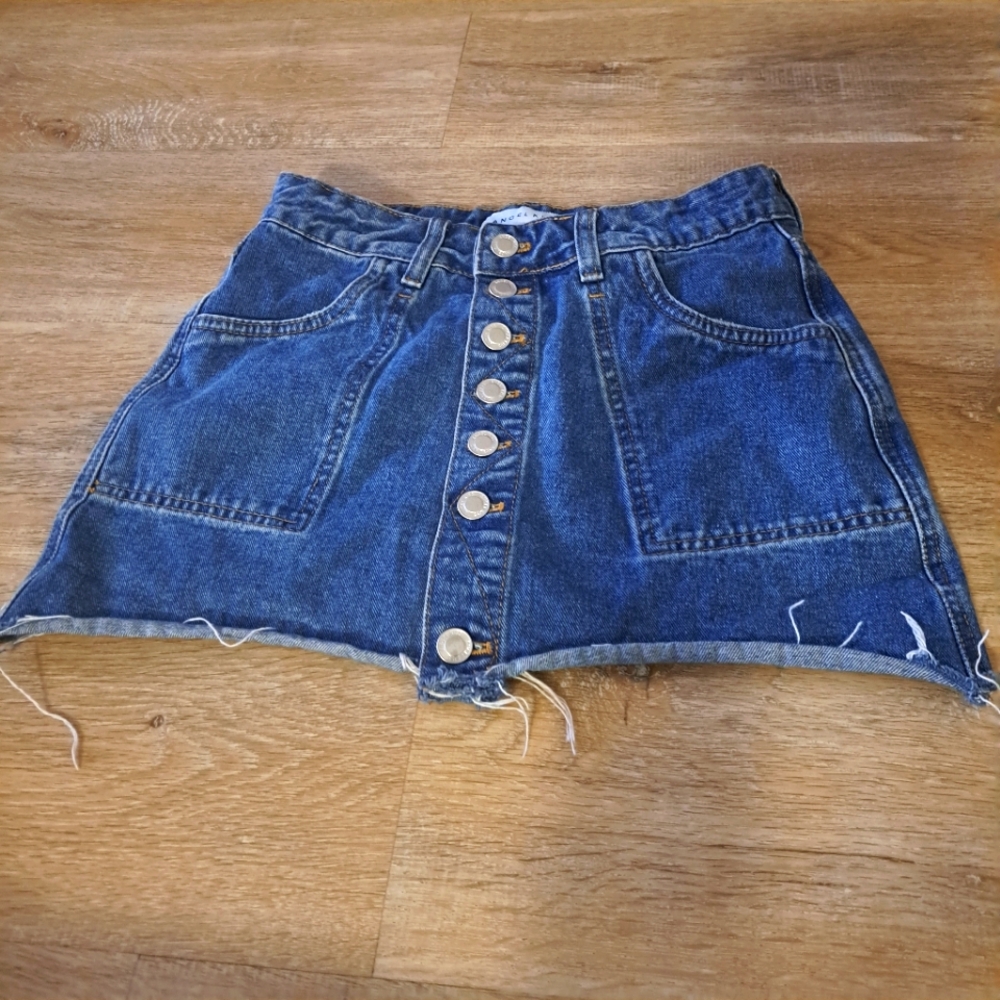 Angel Kiss Blue Denim Silver Button-Up Mini Skirt Women's Size Small